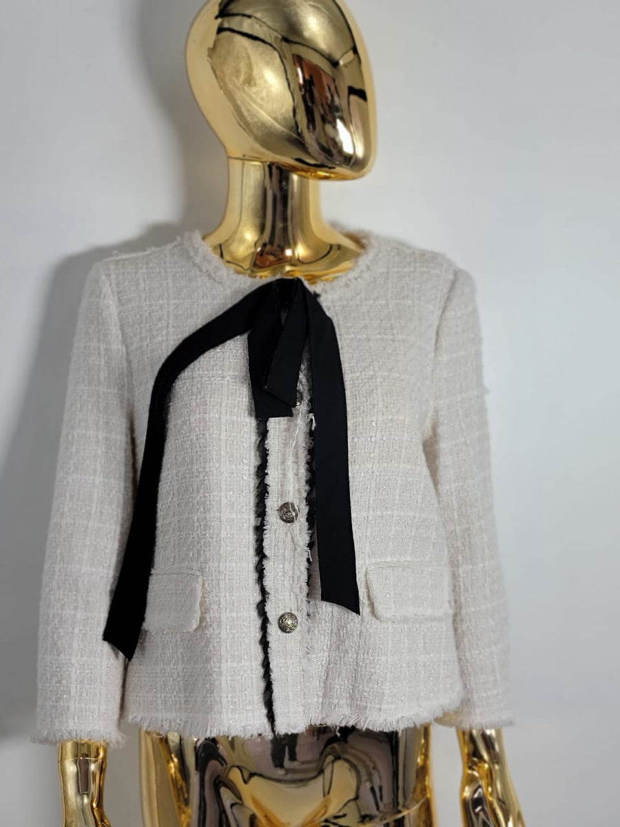 Blezer Branco com Laço Preto - Zara Woman