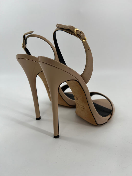 Giuseppe Zanotti Classic Slingback Sandals - Creme