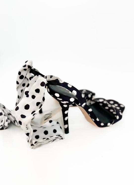 Saltos Preto & Branco by ZARA